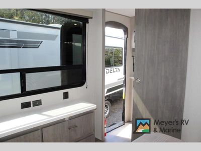 2026 Coachmen RV Catalina Legacy Edition - Photo 42
