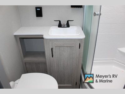 2026 Coachmen RV Catalina Legacy Edition - Photo 49