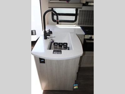 2026 Coachmen RV Catalina Legacy Edition - Photo 11