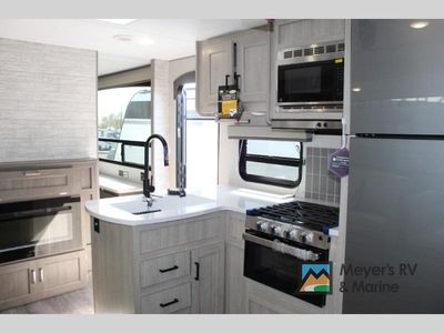 2026 Coachmen RV Catalina Legacy Edition - Photo 8