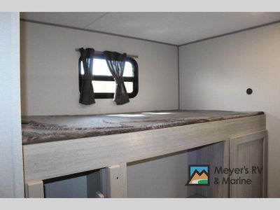 2026 Coachmen RV Catalina Legacy Edition - Photo 26