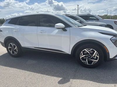 2023 Kia Sportage — side profile view