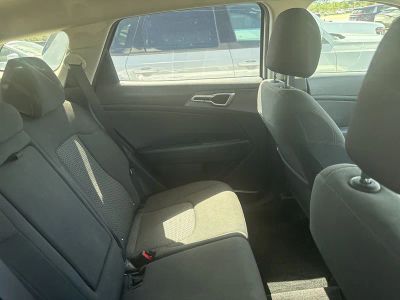 2023 Kia Sportage — photo 12 view