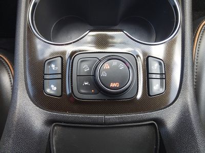 2022 GMC Acadia - Photo 18