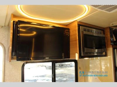 2018 Winnebago View — photo 24 view