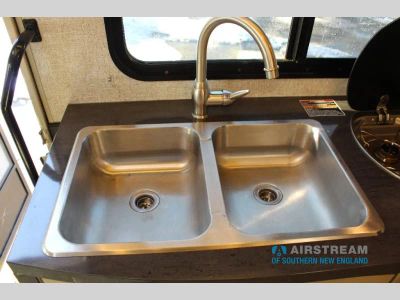2018 Winnebago View — photo 25 view
