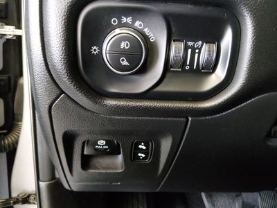 2025 Ram 1500 — photo 12 view