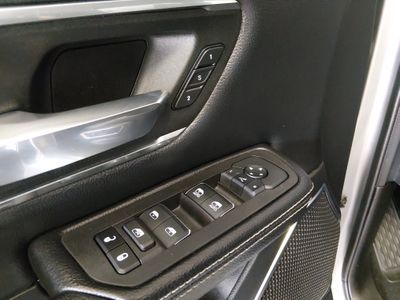 2025 Ram 1500 — photo 13 view