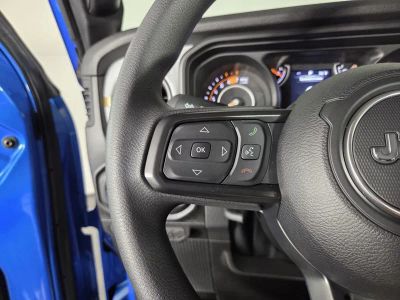 2026 Jeep Wrangler — photo 18 view