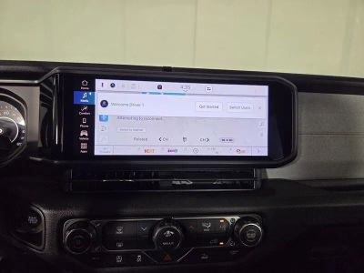2026 Jeep Wrangler — photo 15 view