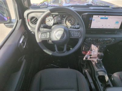 2026 Jeep Wrangler — photo 17 view