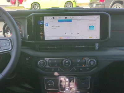 2026 Jeep Wrangler — photo 19 view