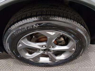 2024 Ford Escape — photo 10 view