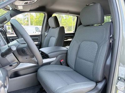 2026 Ram 1500 — photo 10 view