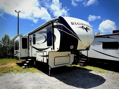 2018 Heartland Bighorn - Photo 1