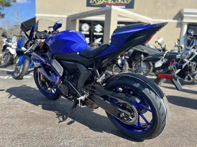 2025 Yamaha YZF-R7 - Photo 4