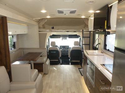 2025 Winnebago Navion - Photo 7