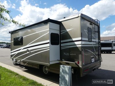 2025 Winnebago Navion - Photo 4
