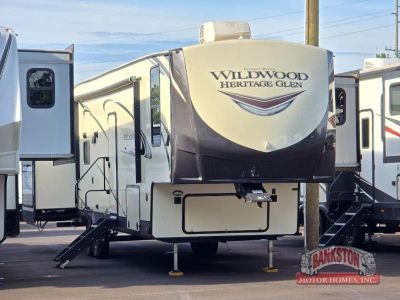 2020 Wildwood Heritage Glen 356QB - Photo 1