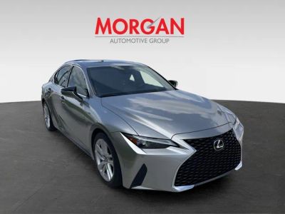 2023 Lexus IS — photo 7 view