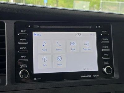 2020 Toyota Sienna - Photo 17