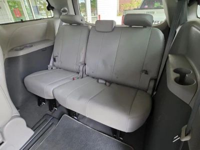 2020 Toyota Sienna - Photo 15