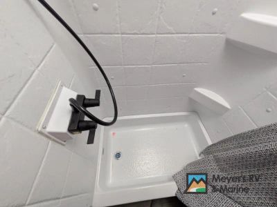 2024 Venture RV Sonic - Photo 28