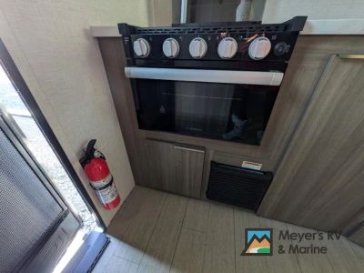 2024 Venture RV Sonic - Photo 13