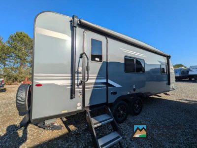 2024 Venture RV Sonic - Photo 3