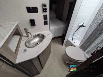 2024 Venture RV Sonic - Photo 22