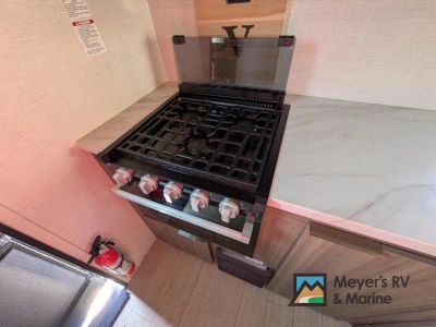 2024 Venture RV Sonic - Photo 12