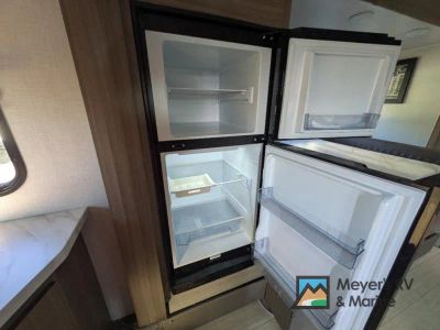 2024 Venture RV Sonic - Photo 16