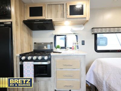 2020 Coachmen RV Catalina Expedition - Photo 9