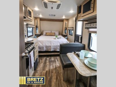 2020 Coachmen RV Catalina Expedition - Photo 16