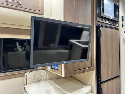 2026 Midwest Automotive Designs PATRIOT - Photo 25