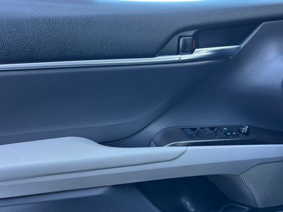 2022 Toyota Camry - Photo 12