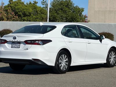 2022 Toyota Camry - Photo 2