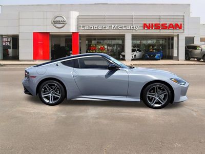 2026 Nissan Z - Photo 2
