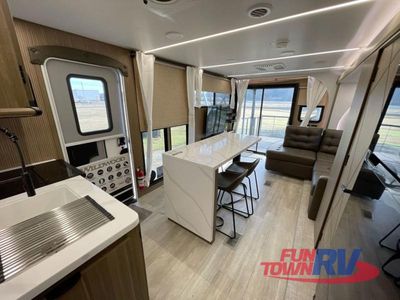 2025 Forest River RV Wildwood - Photo 14