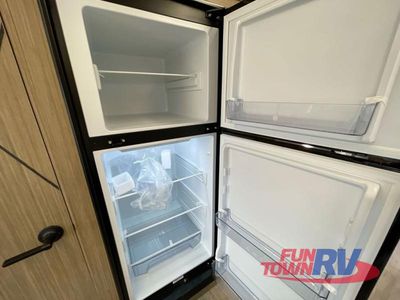 2025 Forest River RV Wildwood - Photo 21