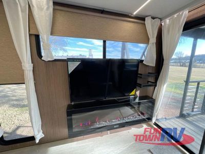 2025 Forest River RV Wildwood - Photo 26