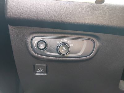 2024 GMC Terrain - Photo 13