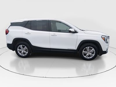 2024 GMC Terrain — photo 8 view