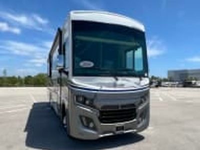 2026 Fleetwood BOUNDER - Photo 1