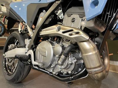 2025 Suzuki DR-Z4SM - Photo 15