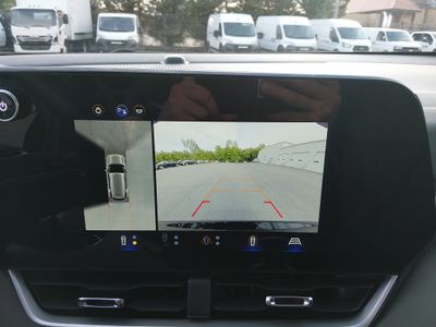 2025 Chevrolet Equinox - Photo 16