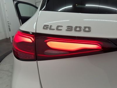 2026 Mercedes-Benz GLC - Photo 11