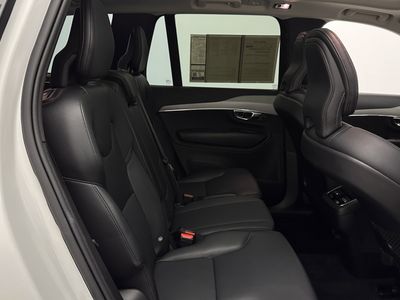 2022 Volvo XC90 - Photo 33