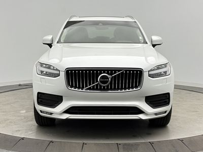 2022 Volvo XC90 - Photo 2
