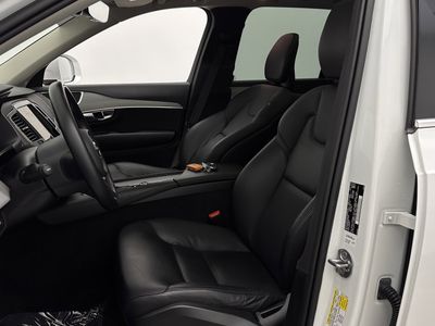 2022 Volvo XC90 - Photo 15